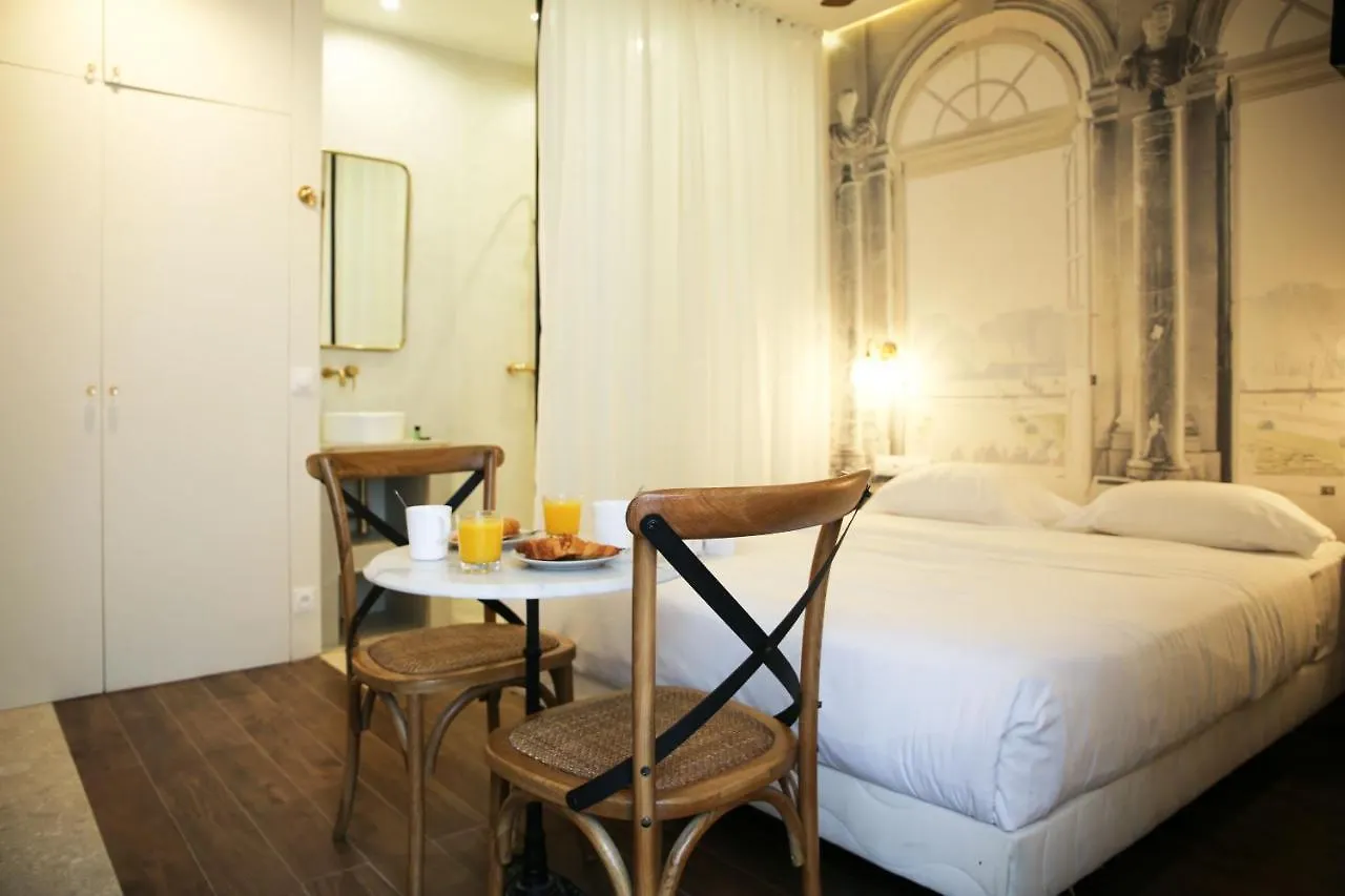 Studio De Charme Ideal Pour Visiter La Ville - 2P Παρίσι 0*,  Γαλλία